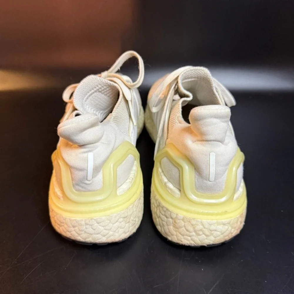 Adidas Ultraboost 20 EG0713 White Primeknit Running Shoes Womens 7.5‎